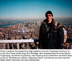 Bild 4: Flugzeug mit Kurs World Trade Center, offensichtliche Montage