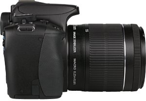 Canon EOS 100D mit EF-S 18-55 mm IS STM [Foto: MediaNord]