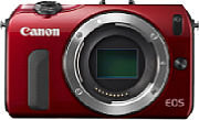 Canon EOS M mit EF-M 18-55 mm [Foto: Canon]
