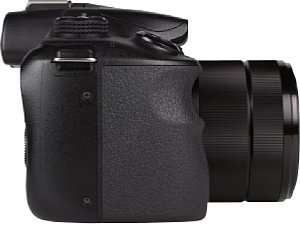 Sony Alpha 3000 mit 18-55 mm [Foto: MediaNord]