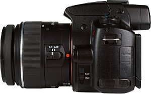Sony Alpha 37 mit DT18-55 mm SAM [Foto: MediaNord]