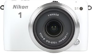Nikon 1 S1 mit 1-Mount 11-27,5 mm [Foto: MediaNord]