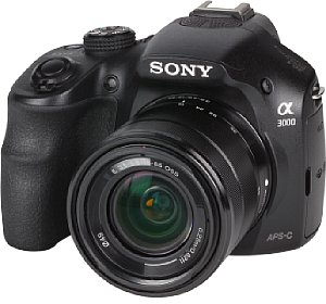 Sony Alpha 3000 mit 18-55 mm [Foto: MediaNord]