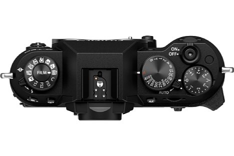 Bild Neben einem Belichtungszeitenrad und einem Auto-Hebel bietet die Fujifilm X-T50 ein ganz neues Filmsimulationsrad. [Foto: Fujifilm]