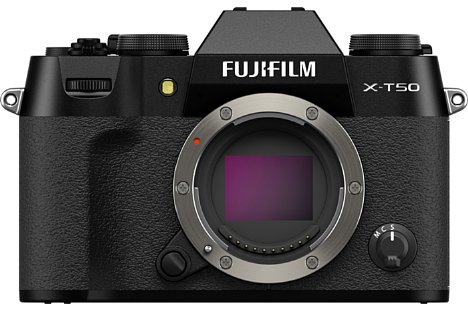 Bild Die Fujifilm X-T50 bietet denselben 40 Megapixel auflösenden Sensor wie die X-T5 und X-H2. Auch der Bildstabilisator für bis zu sieben Blendenstufen längere Belichtungszeiten ist verbaut. [Foto: Fujifilm]