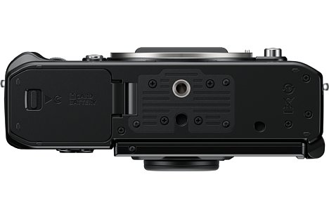 Bild Die Nikon Z f ist zwar flacher, aber dafür breiter als die bisherigen Z-Vollformatkameras. [Foto: Nikon]