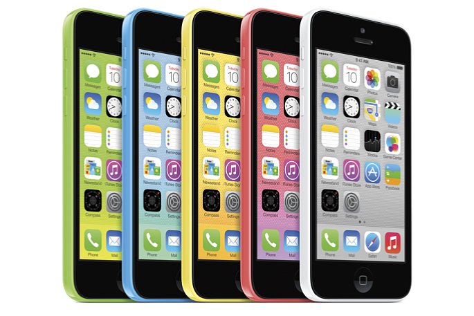 Bild Etwas günstiger ist das ebenfalls neue iPhone 5c, das im Kunststoffkleid mit diversen Farben zu haben sein wird.  [Foto: Apple]