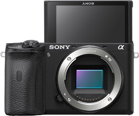 Bild Für Selfies oder Videoaufnahmen ohne Kameramann lässt sich der Bildschirm der Sony Alpha 6600 um 180 Grad nach oben klappen. [Foto: Sony]