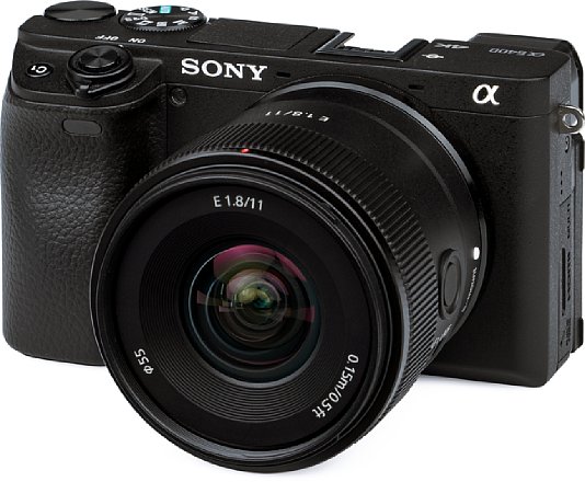 E Test - Sony im F1.8 - Zubehör-Tests (SEL11F18) digitalkamera.de 11 mm