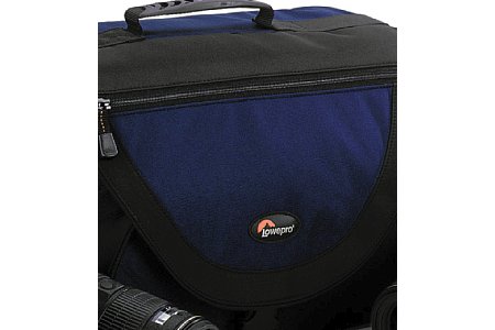 Lowepro Nova Mini AW Navy Blue [Foto: MediaNord]