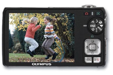 Olympus X-825 [Foto: Olympus]