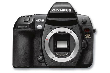 Olympus E-3 Kit mit Power Grip HLD-4 – Produktbundle auf