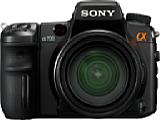 Sony Alpha 700 mit AL 16-105mm Objektiv [Foto: Sony]