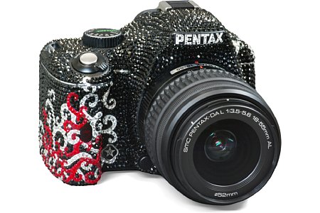 Pentax K-m mit DAL1855 [Foto: Pentax]