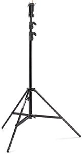 Manfrotto Lampenstativ MA 007BSU Senior. [Foto: Manfrotto]