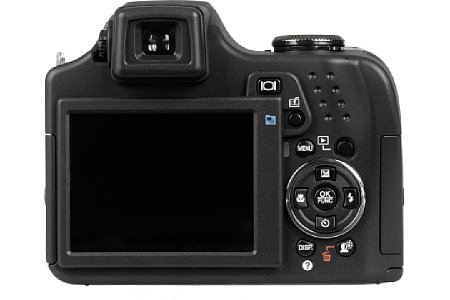 Olympus SP-590 UZ [Foto: MediaNord]