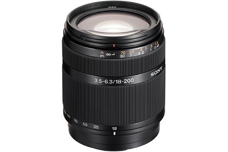 Sony DT 18-200 mm 3.5-6.3
(SAL-18200) [Foto: Sony]