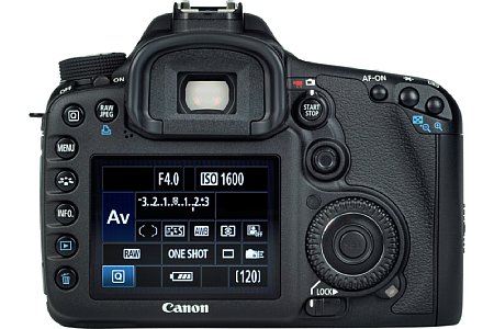 Canon EOS 7D mit EF-S 18-135 mm 1:3.5-5.6 IS [Foto: MediaNord]