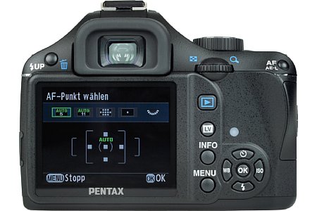 Pentax K-x mit DA-L 18-55 [Foto: Pentax]