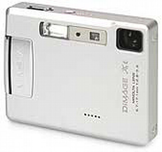 Testbericht Minolta Dimage Xt Kompaktkamera