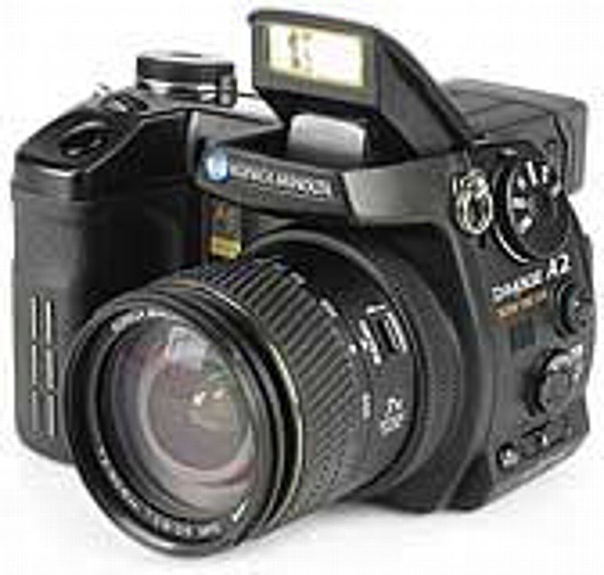 Testbericht Konica Minolta Dimage A2 BridgeKamera, Kompaktkamera