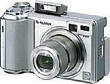 Fujifilm FinePix E550 [Foto: Fujifilm] [Foto: Foto: Fujifilm]