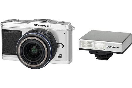 Olympus Pen E-P1 Kit mit 14-42 mm und FL-14 [Foto: Olympus]