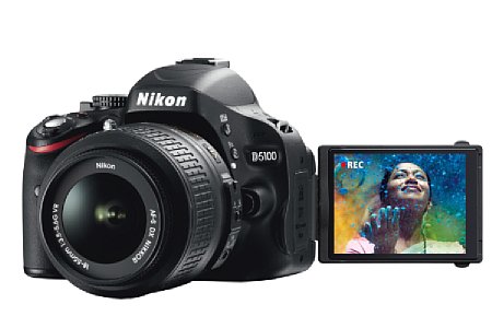 Nikon D5100 mit 18-55 mm 1:3.5-6.6 G VR [Foto: Nikon]