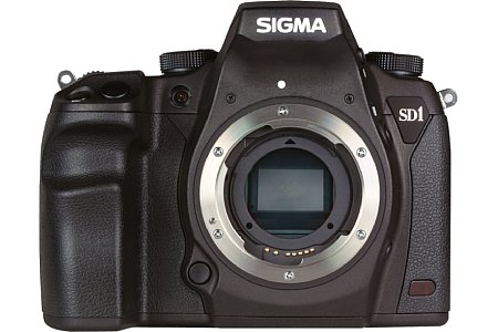 SIGMA SD1 Merrill + EF-530 DG SUPER