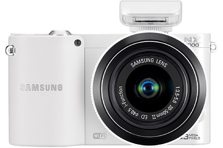 Samsung NX1000 mit NX Lens 3.5-5.6 20-50 mm i-Function [Foto: Samsung]