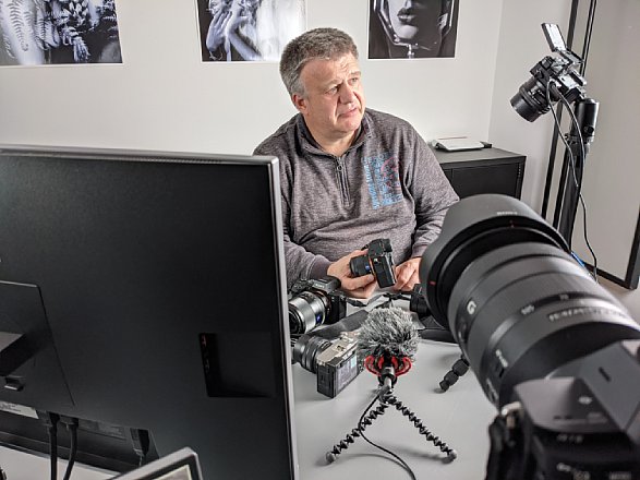 Ernst Ulrich Soja während der Produktion des Sony Einsteiger-Videos. [Foto: MediaNord]