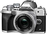 Die Olympus OM-D E-M10 Mark IV bietet erstmals in der E-M10-Serie 20 Megapixel Auflösung. Auch der Kontrast-Autofokus wurde verbessert. [Foto: Olympus]