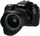 Pentax K10D mit 16-45mm [Foto: Pentax Corp.]