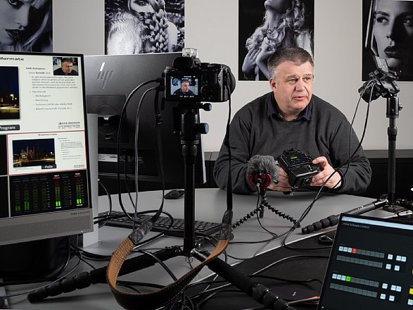 Ernst Ulrich Soja bei der Produktion des Schulungsvideo "Olympus Fortgeschrittenenseminar". [Foto: MediaNord]