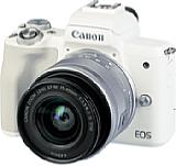 Canon EOS M50 Mark II mit EF-M 15-45 mm IS STM. [Foto: MediaNord]