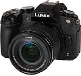 Panasonic Lumix DMC-G81 mit 12-60 mm. [Foto: MediaNord]