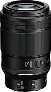 Mit einer Länge von 14 Zentimetern und einem Durchmesser von 8,5 Zentimetern fällt das Telemakro Nikon Z MC 105 mm F2.8 VR S Nikon Z MC 105 mm 1:2,8 VR S nicht gerade klein aus. [Foto: Nikon]
