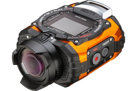 Die orangene Version der Ricoh WG-M1 sieht noch peppiger aus. Auffällig ist das Gerät in jedem Fall. [Foto: Ricoh]