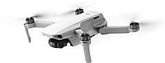 Die DJI Mavic Mini ist mit 249 Gramm aktuell die leichteste ernst zu nehmende Kameradrohne auf dem Markt. [DJI]