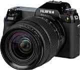 Fujifilm GFX100S II mit GF 32-64 mm F4 R LM WR. [Foto: MediaNord]