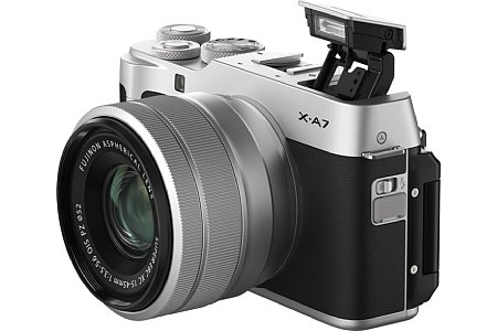 Fujifilm X-A7 Silber. [Foto: Fujifilm]