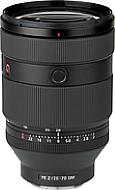 Mit 918 Gramm ist das Sony FE 28-70 mm F2 GM (SEL2870GM) über ein halbes Kilogramm leichter als das Pendant von Canon, einen Zentimeter schlanker ist es obendrein. Damit ist das Objektiv absolut gesehen groß und schwer, relativ aber klein und leicht. [Foto: MediaNord]