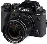 Im kompakten, klassisch anmutenden, wettergeschützten Metallgehäuse bietet die Fujifilm X-T5 modernste Technik mit 40 Megapixeln, Sensor-Shift-Bildstabilisator, 4K60 und 6,2K30 Video sowie schnellem Autofokus und Serienbildern. [Foto: MediaNord]