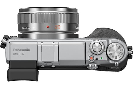 Panasonic Lumix DMC-GX7 mit G 20 mm 1.7 – Produktbundle auf