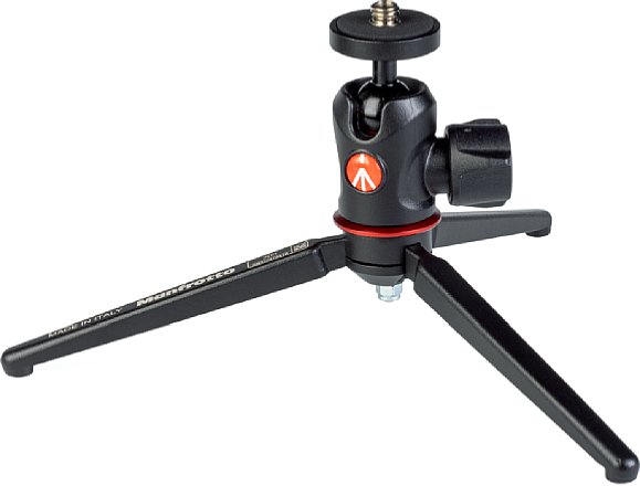 Manfrotto 209 Tischstativ mit MH492-BH Kugelkopf. [Foto: MediaNord]