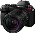 Für einen Aufpreis von 500 Euro ist die Panasonic Lumix DC-S5D auch mit dem Universalzoom S 28-200 mm F4-7.1 Macro OIS erhältlich. [Foto: Panasonic]