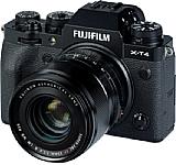 Das Fujifilm XF 33 mm F1.4 R LM WR eignet sich mit seinen kleinbildäquivalenten 50 mm gut für einen natürlichen Bildeindruck. Bei Blende F1,4 zeichnet es bereits den Hintergrund schön unscharf, obwohl sich dieser dicht hinter dem Redakteur befindet. [Foto: MediaNord]