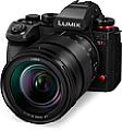 Die Panasonic Lumix DC-S1II soll 3.500 Euro kosten, im Set mit dem Lumix S 24-105 mm F4 Macro OIS sind es 4.400 Euro. [Foto: Panasonic]