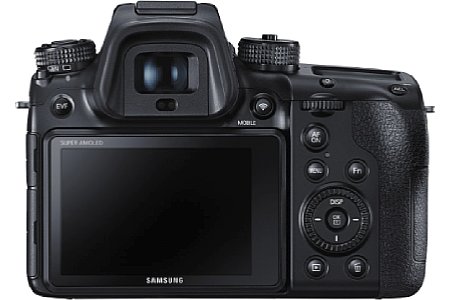 Der Sensor der Samsung NX1 in APS-C Größe stellt mit 28 Megapixeln in dieser Größe einen Auflösungsrekord auf. [Foto: Samsung]