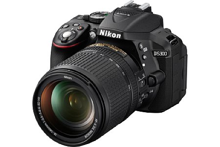 Nikon D5300 mit AF-S 18-140 mm VR – Produktbundle auf digitalkamera.de